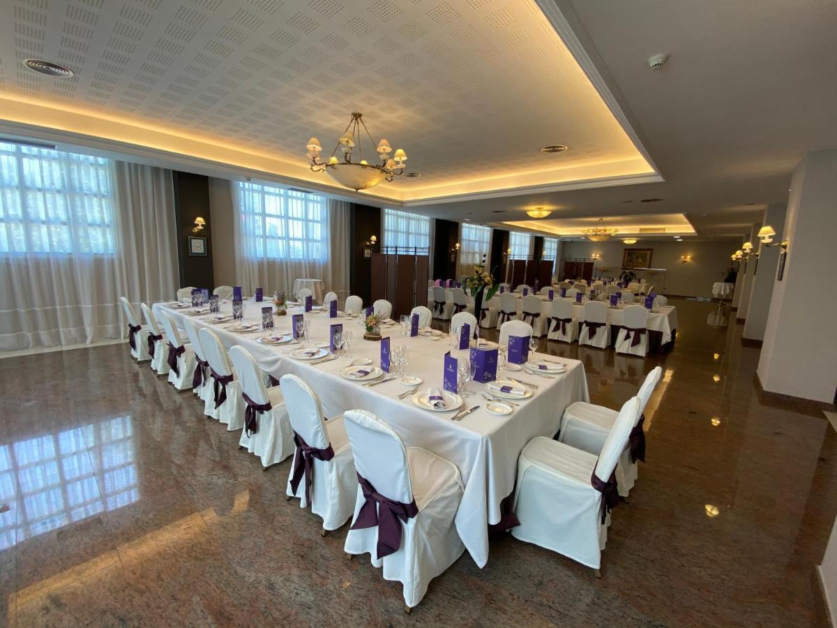 Hotel Lasa Sport Валадоид Екстериор снимка
