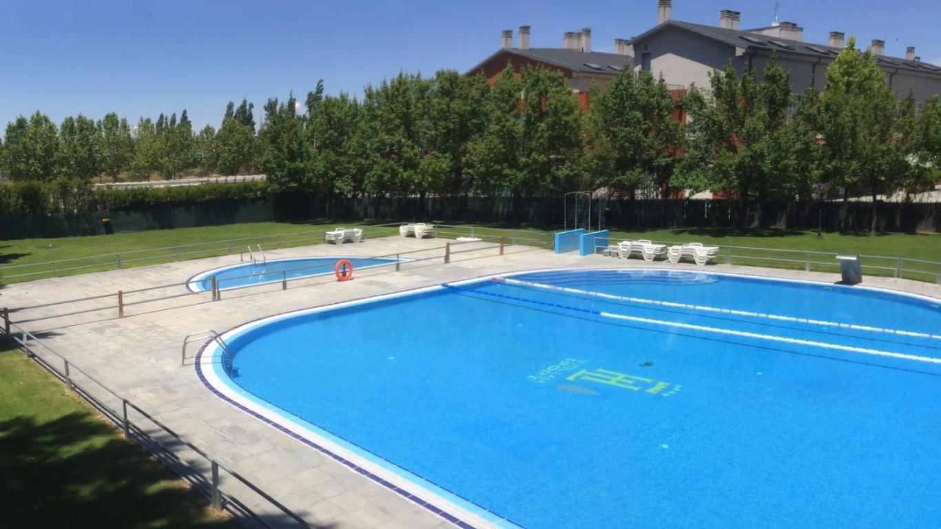 Hotel Lasa Sport Валадоид Екстериор снимка